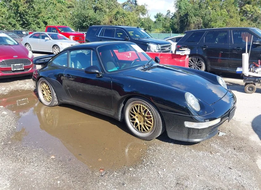 1997 Porsche 911 3.6l H-6 Regul z USA, pohľad spredu